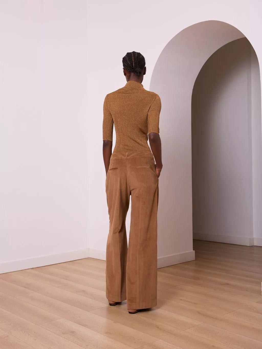 Pantalon en velours côtelé camel