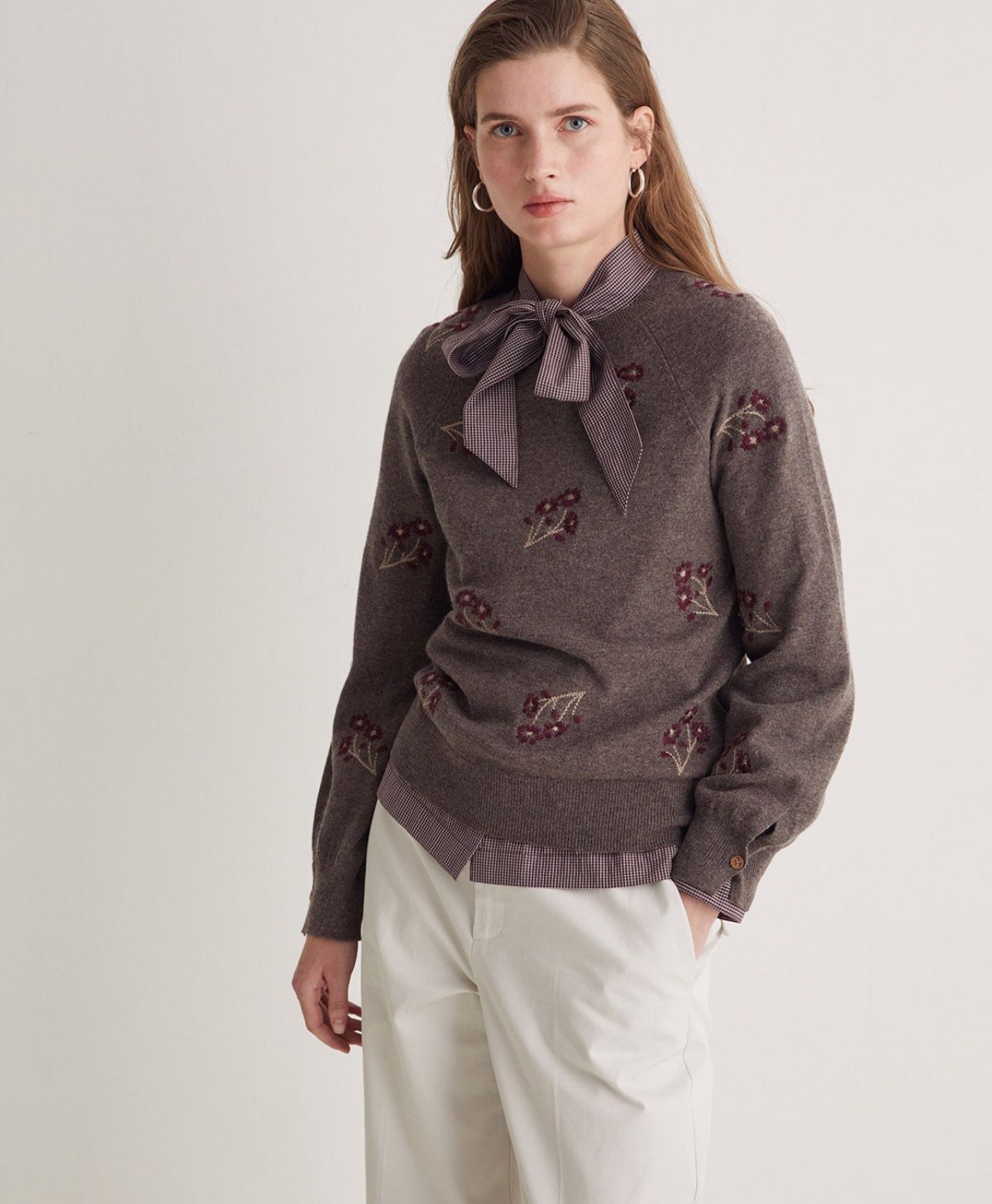 Jersey bordado de flores