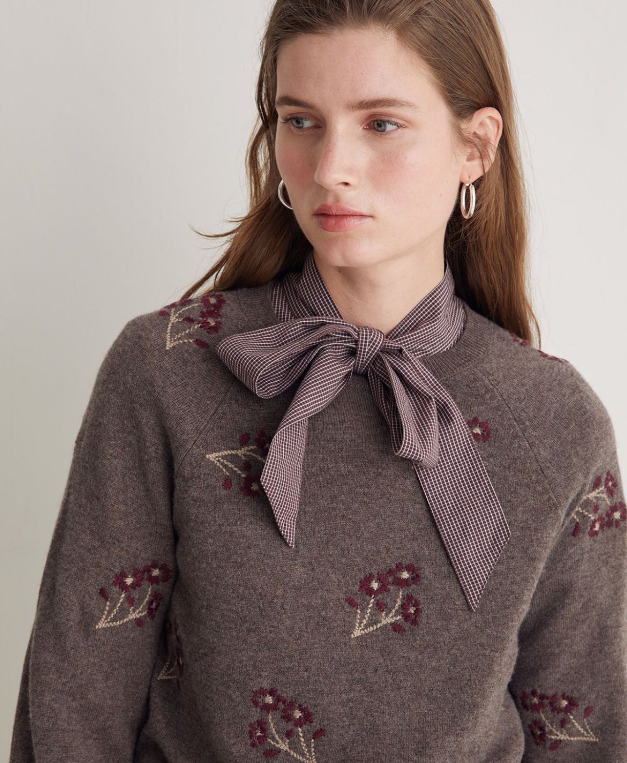 Jersey bordado de flores