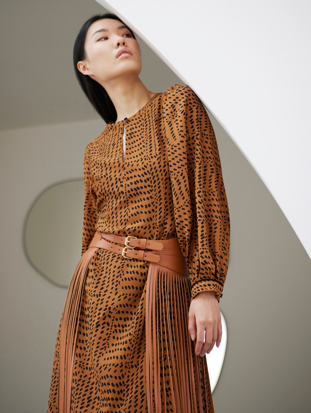 Robe à manches bouffantes