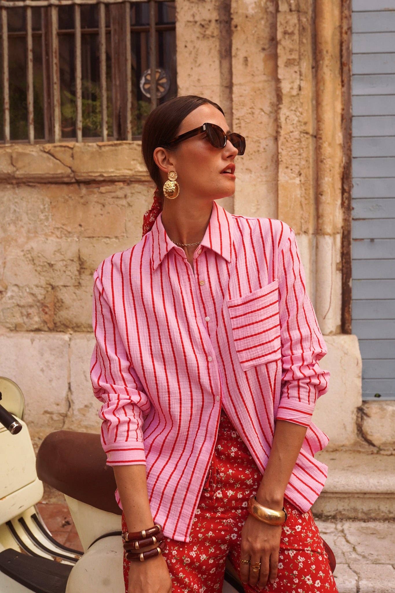 Camisa de rayas rosa con bolsillo de pecho · MHOSS Oviedo