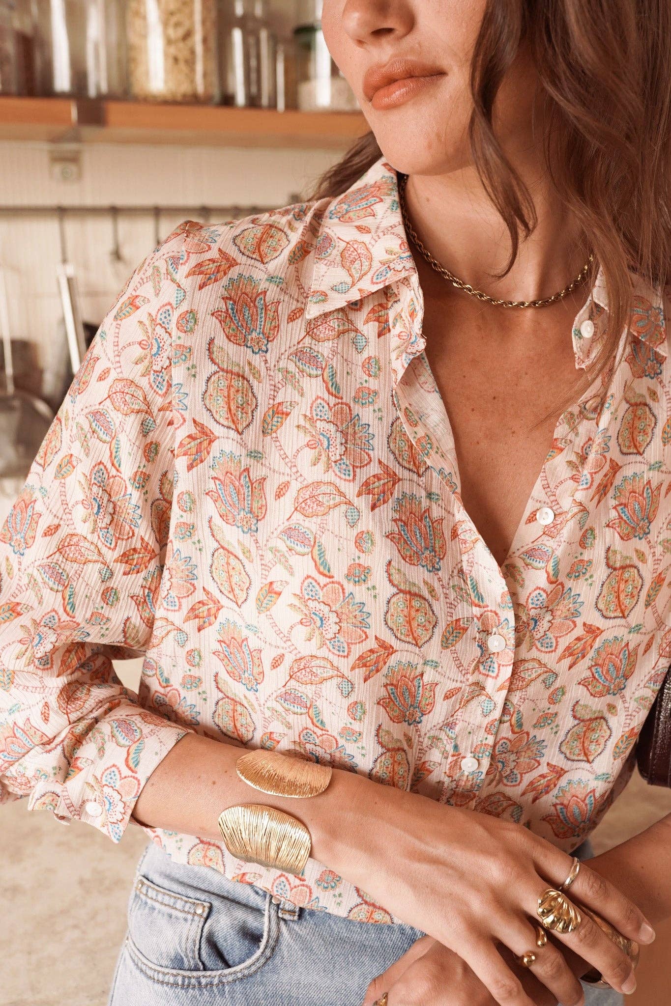 Camisa floral beige de mujer Béranger de IN APRIL 1986 · MHOSS