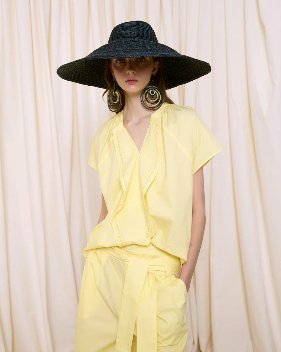 Blusa amarilla de popelín