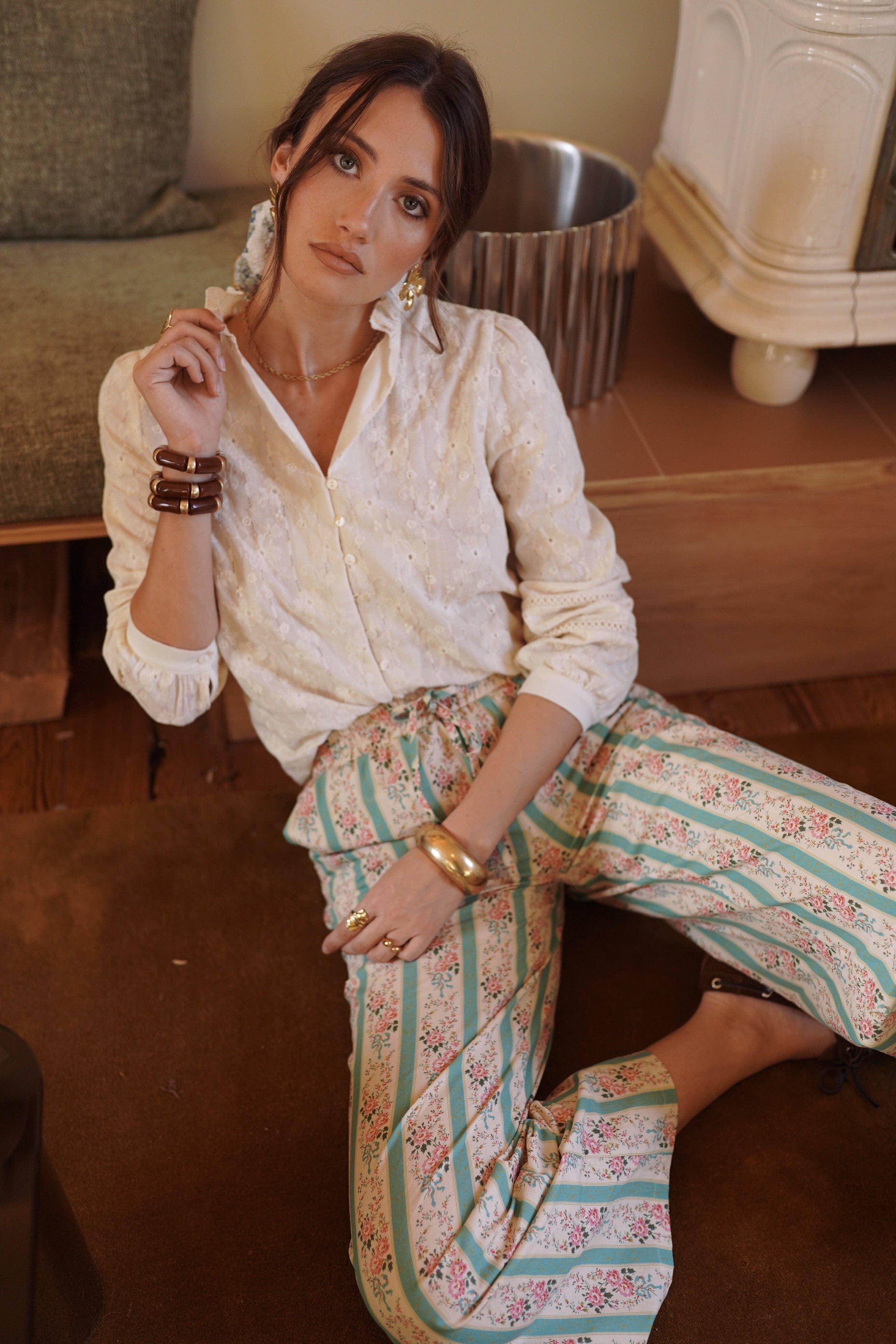 Camisa beige de algodón, tallas S/M y M/L