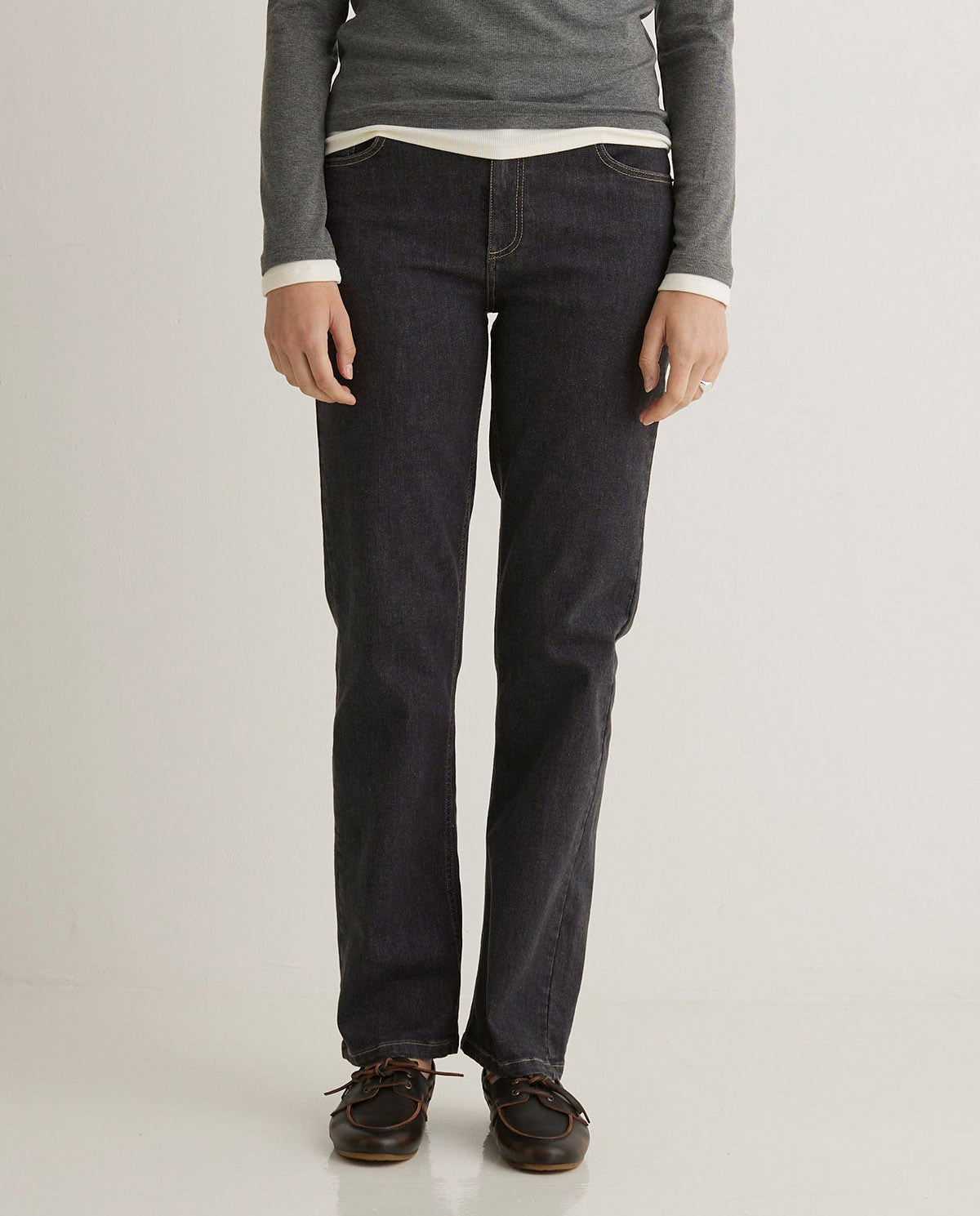 Jeans algodón orgánico gris oscuro