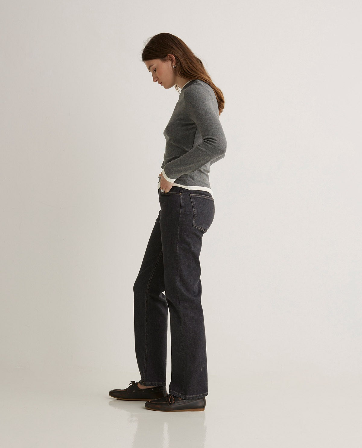 Jeans algodón orgánico gris oscuro