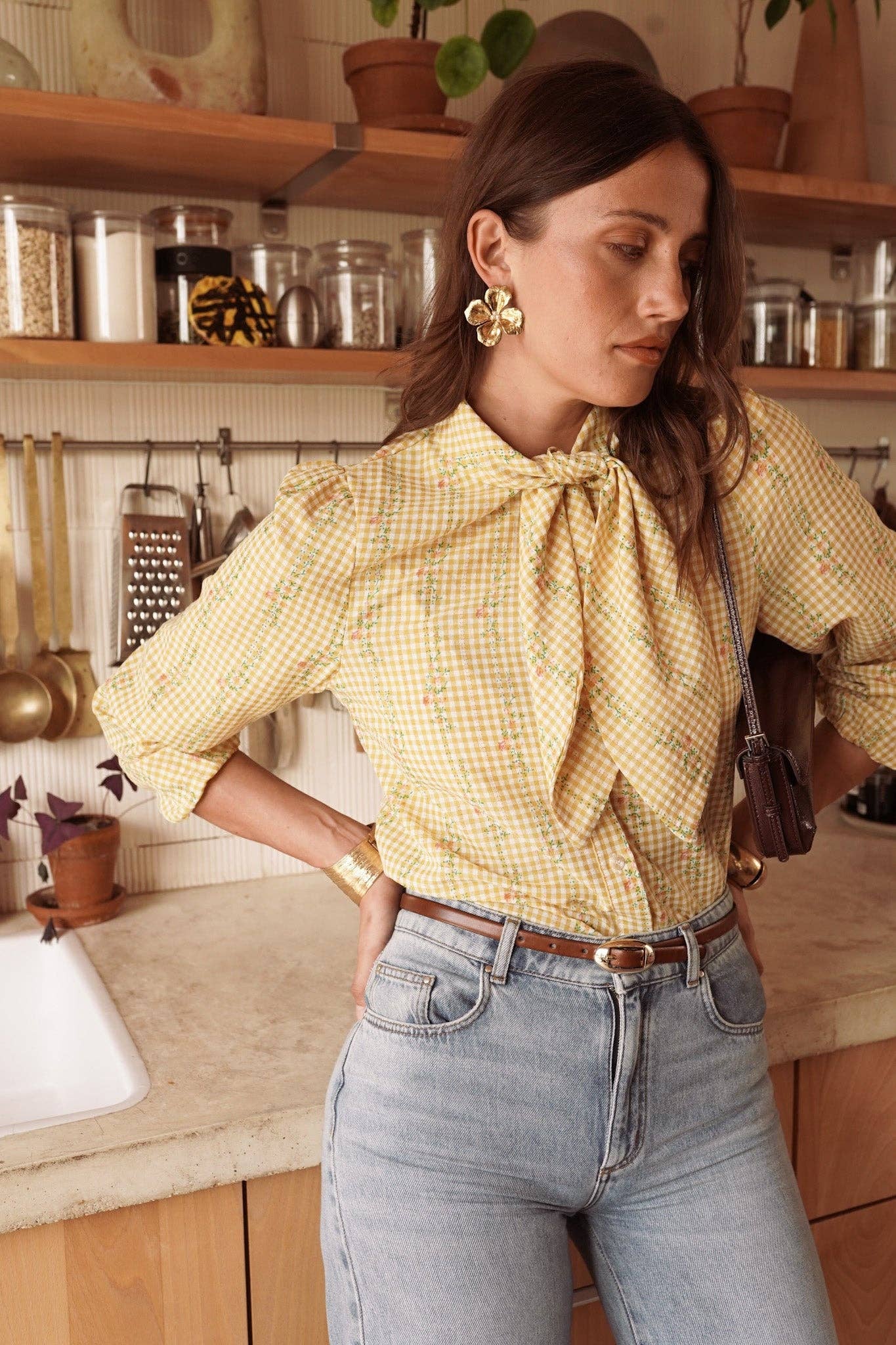 Camisa amarilla de flores Cyran, manga ligeramente abullonada · MHOSS