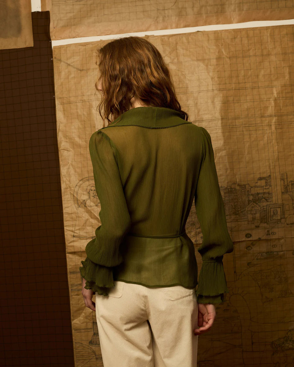 Blusa verde volantes