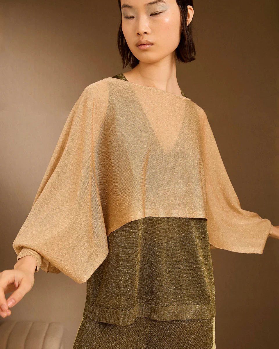 Poncho de lúrex dorado
