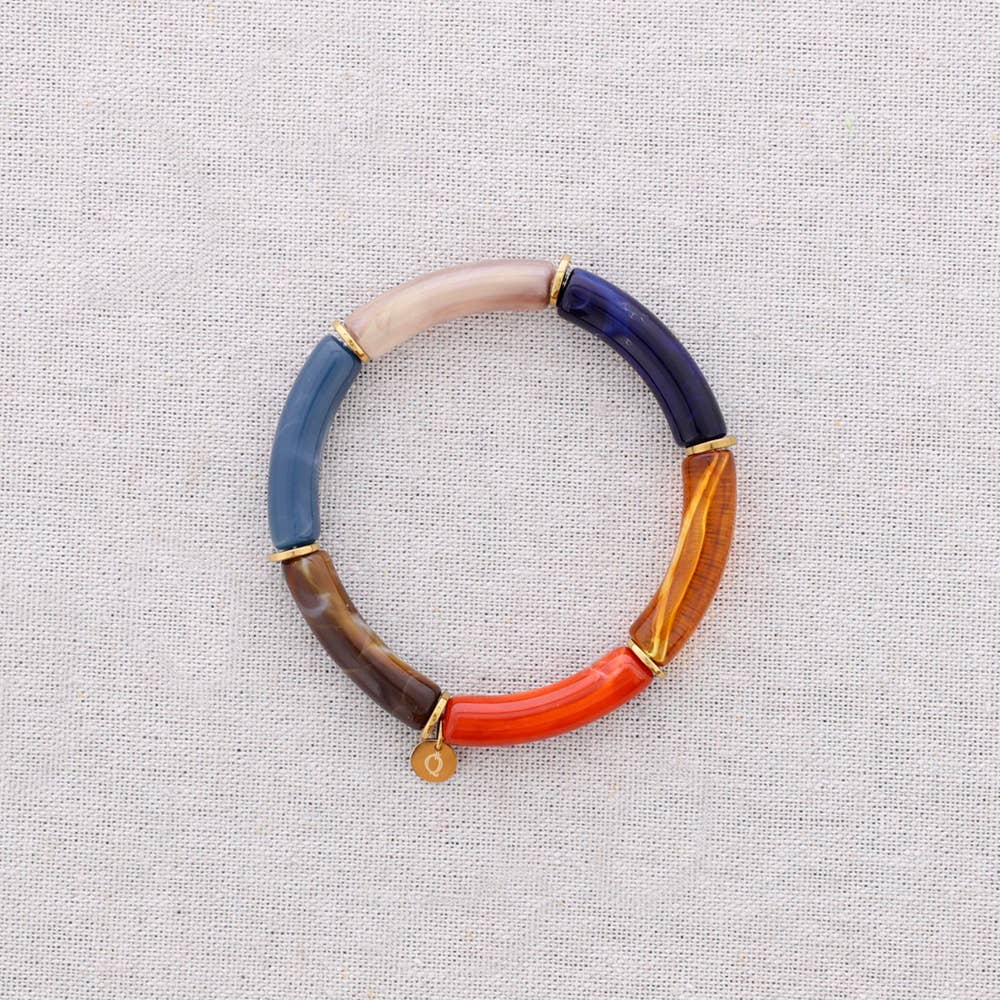 Pulsera de acero con resina combinada con otras pulseras