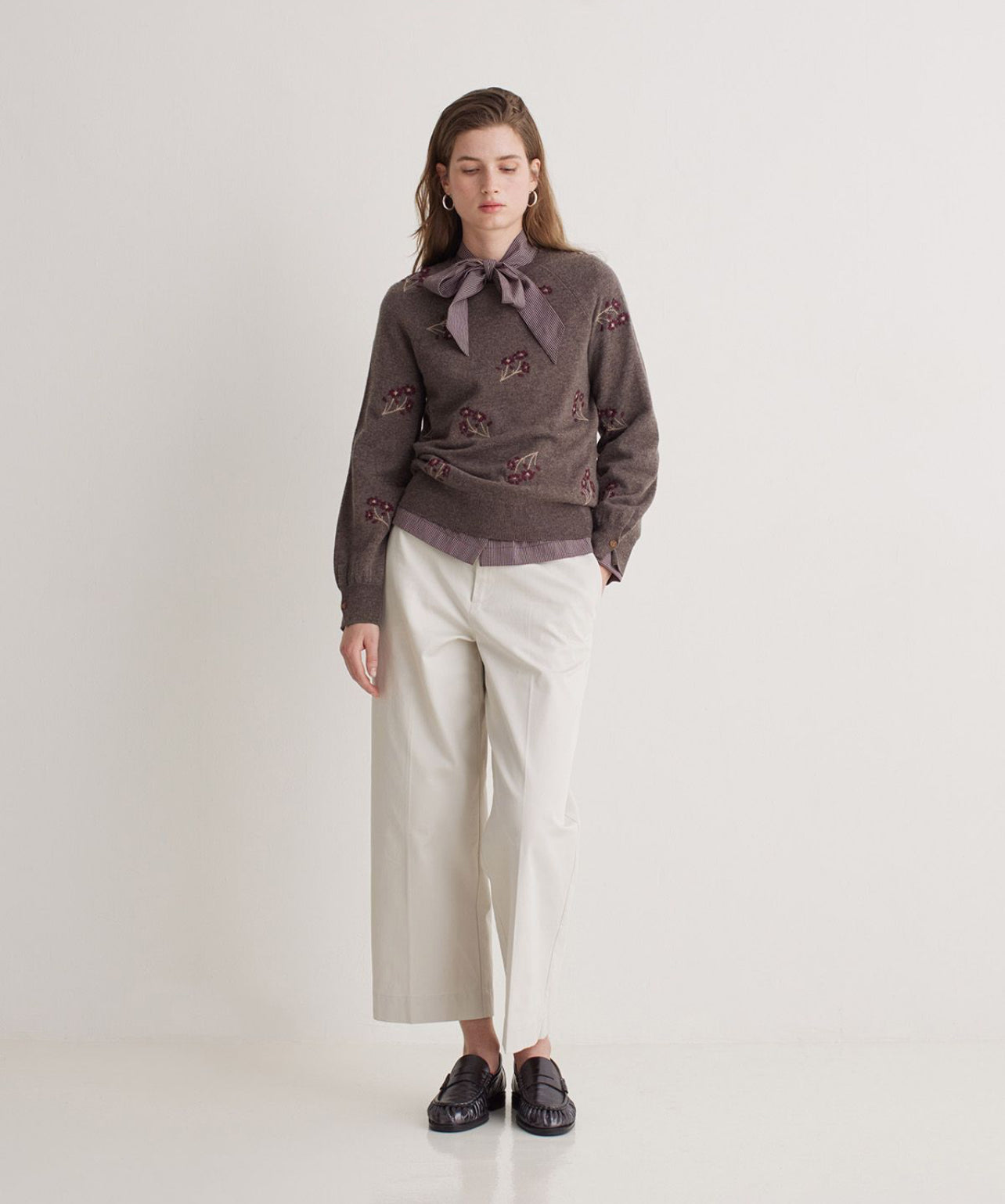 Jersey bordado de flores