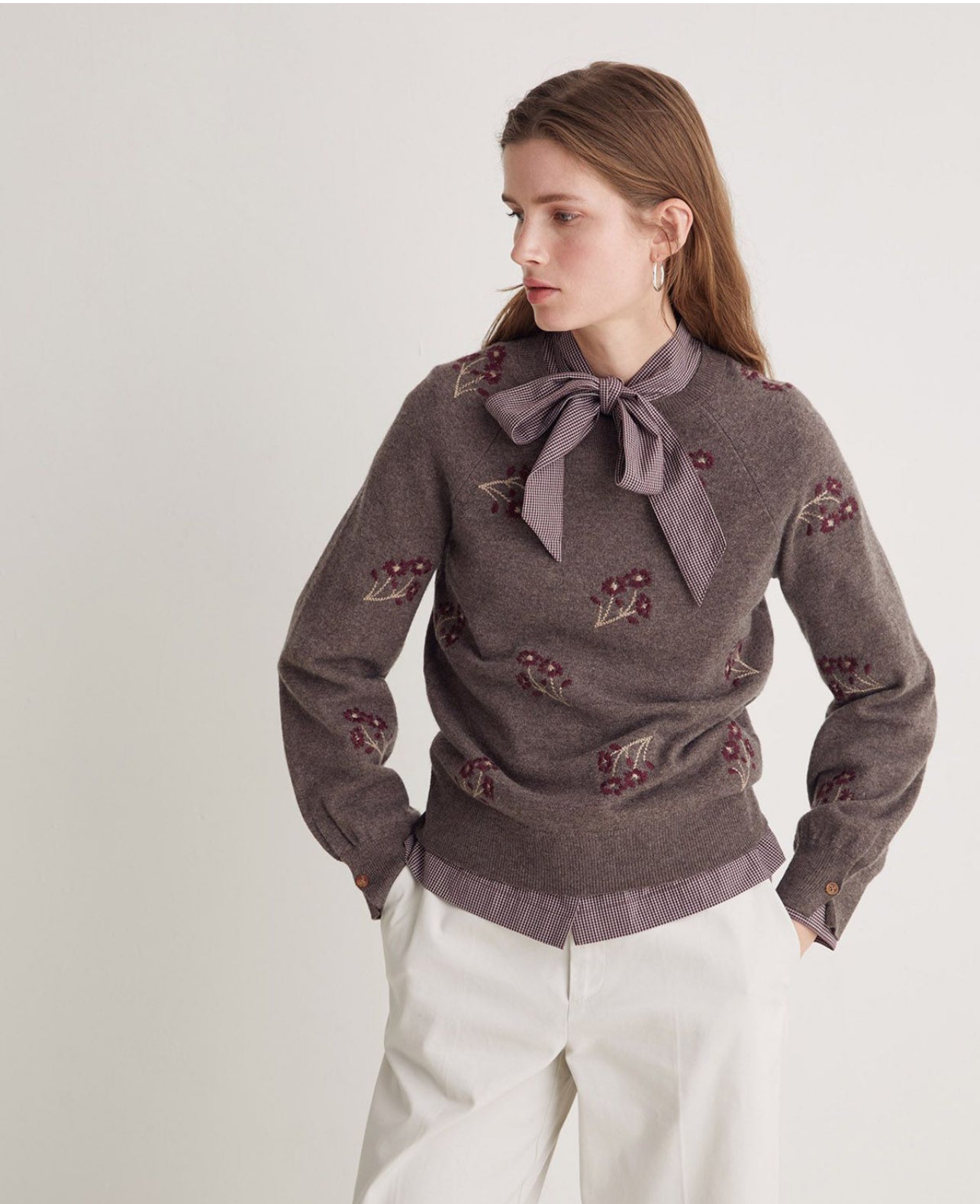 Jersey bordado de flores