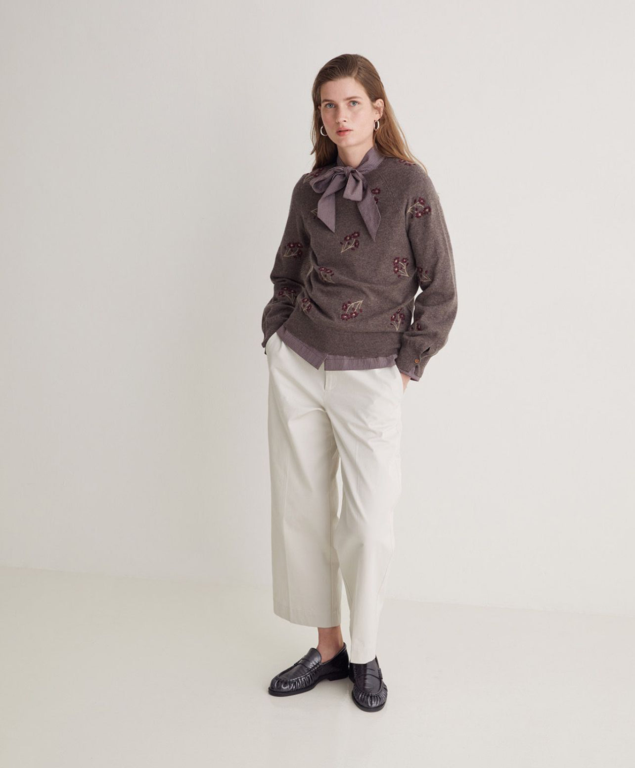 Jersey bordado de flores