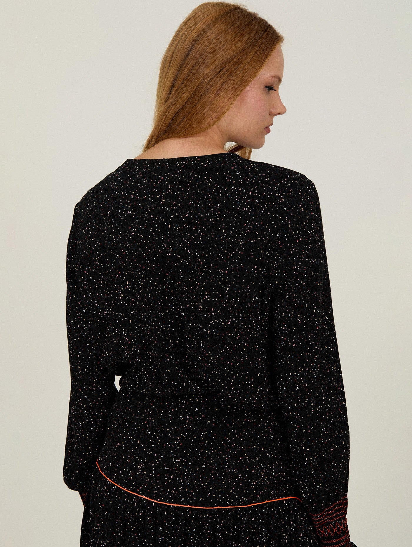 Blusa estampada con smock