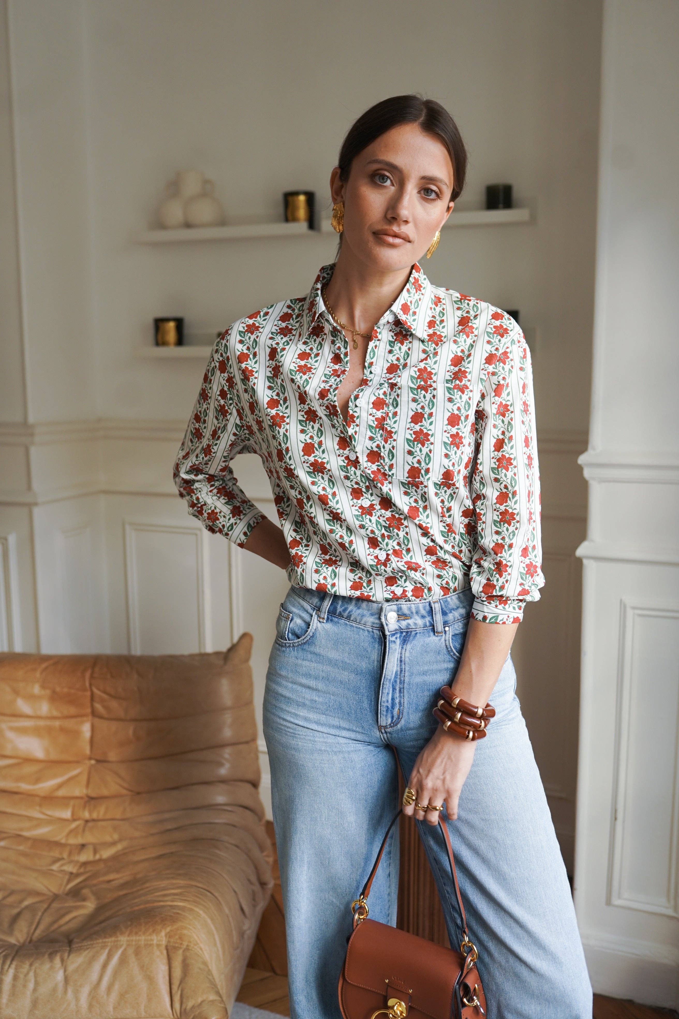 Camisa de algodón ligero y fluido con estampado floral