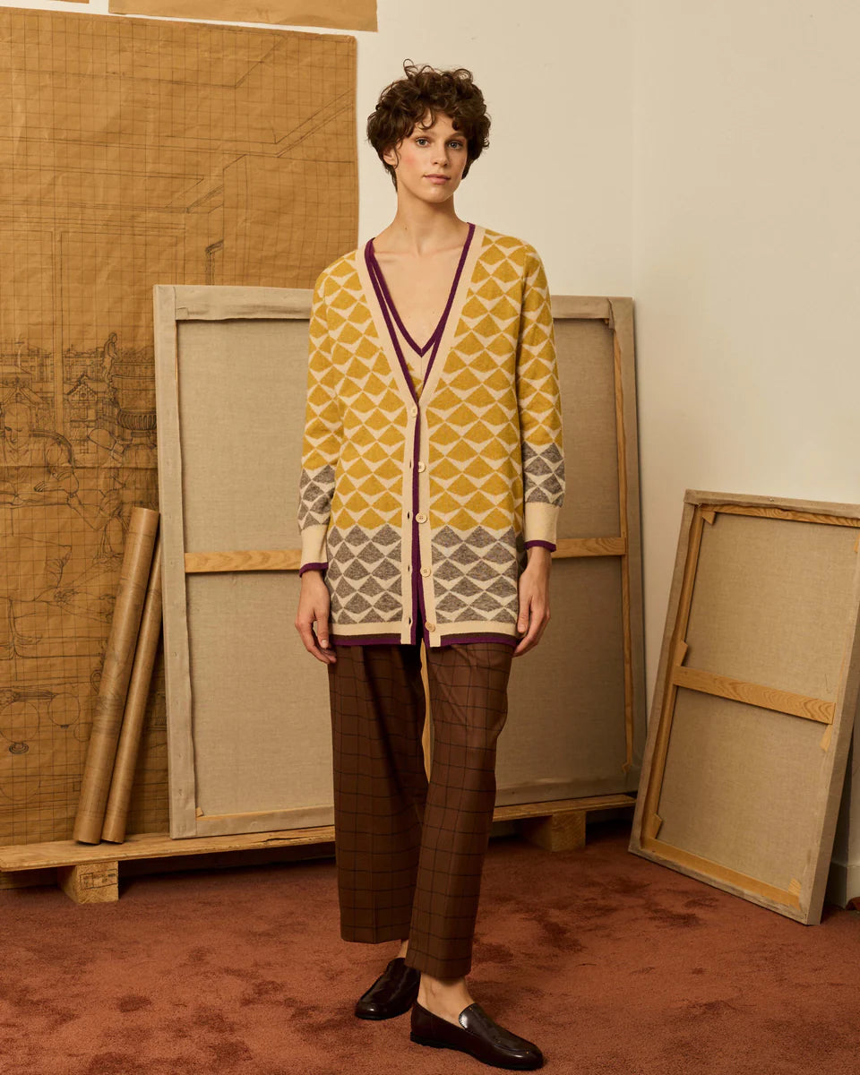 Chaqueta greca de intarsia mostaza